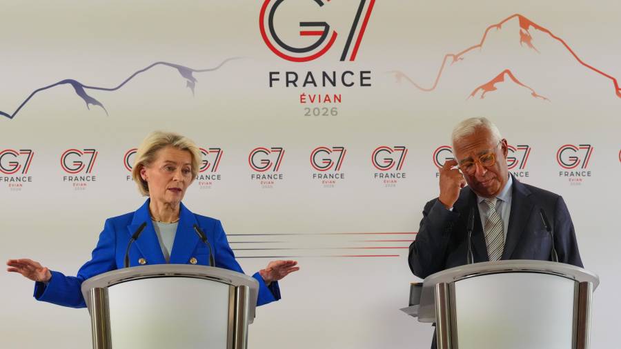 La presidenta de la Comisión Europea, Ursula von der Leyen, y el presidente del Consejo Europeo, Antonio Costa, participan en una conferencia de prensa en la cumbre del G7 en Evian-les-Bains, Francia.