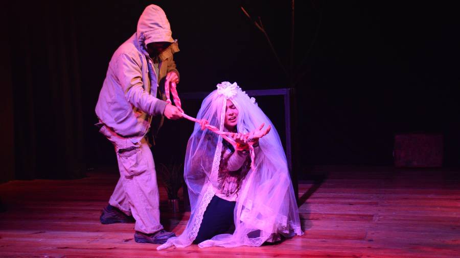 ‘Nuestra Señora de las Nubes’: La memoria de un país que exilia a su gente continúa en Teatro Garnica