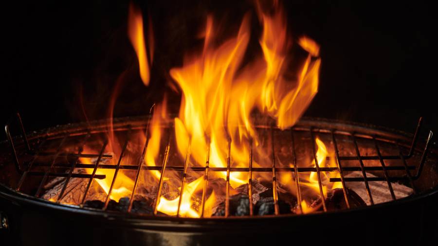 Desde el encendido del asador, la preparación es clave para disfrutar a la parrilla.