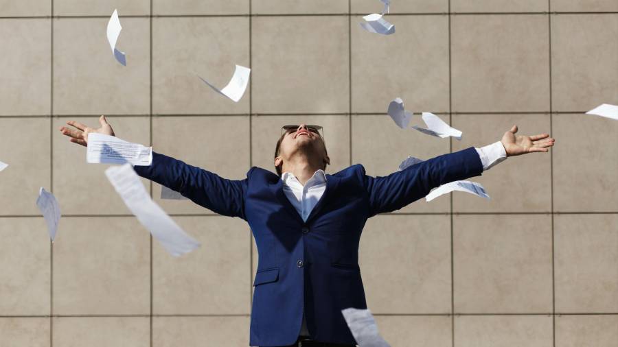 Asesorarse antes de contraer una buena deuda, salva de muchos problemas.