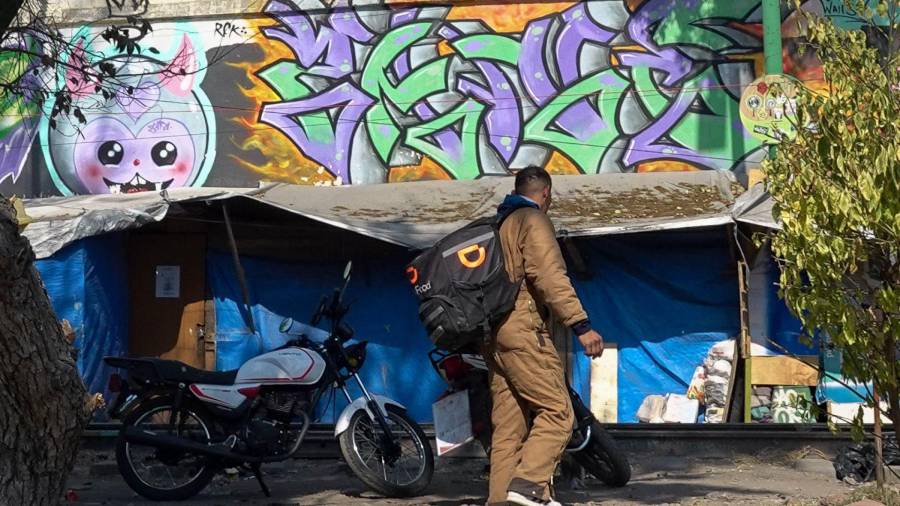 Durante 2025, México registró una cifra histórica de solicitudes de asilo, consolidándose como un país de residencia y no solo de tránsito para personas migrantes.