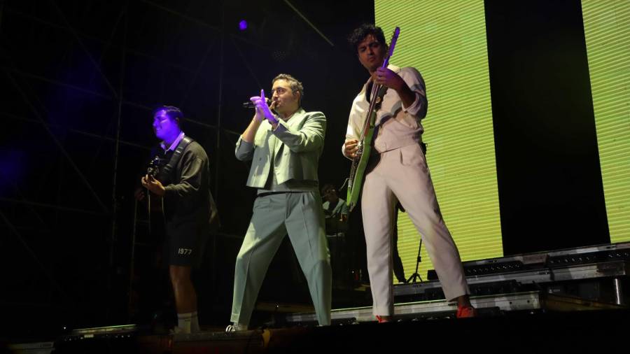 La icónica agrupación mexicana Reik, cerró con broche de oro la Fiesta de la Vendimia 2023 de Parvada.