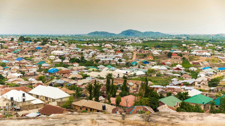 De acuerdo con autoridades, un número no determinado de personas fue secuestrado.