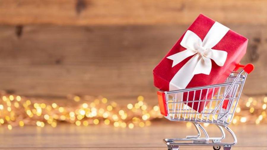 Se informó que las ventas se dan principalmente en las tiendas de ropa, así como en las de regalos y jugueterías, entre otras. FOTO: ESPECIAL.