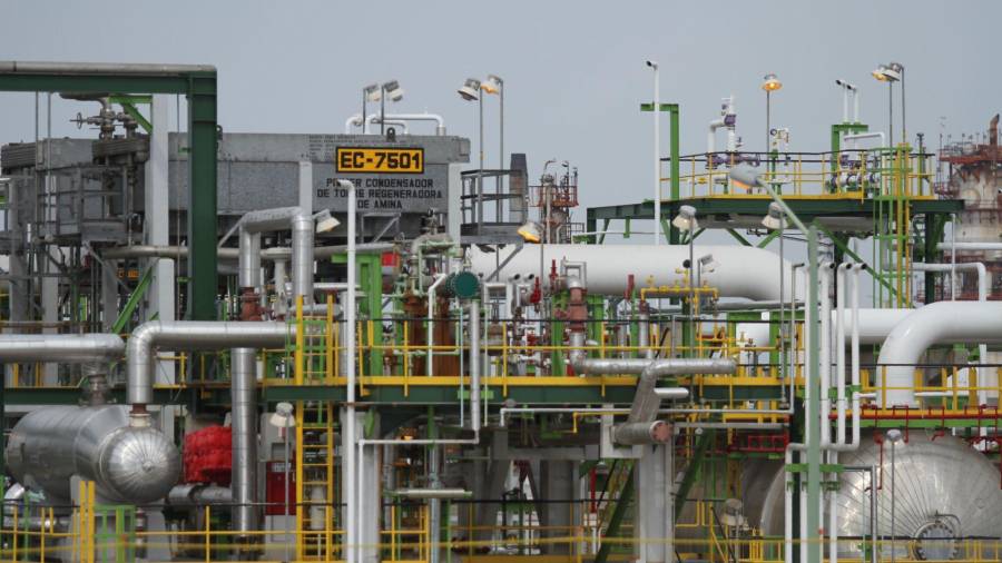 Las rondas petroleras canceladas en 2018 mantienen inversiones por mil mdd y aportan 170 mil barriles diarios.