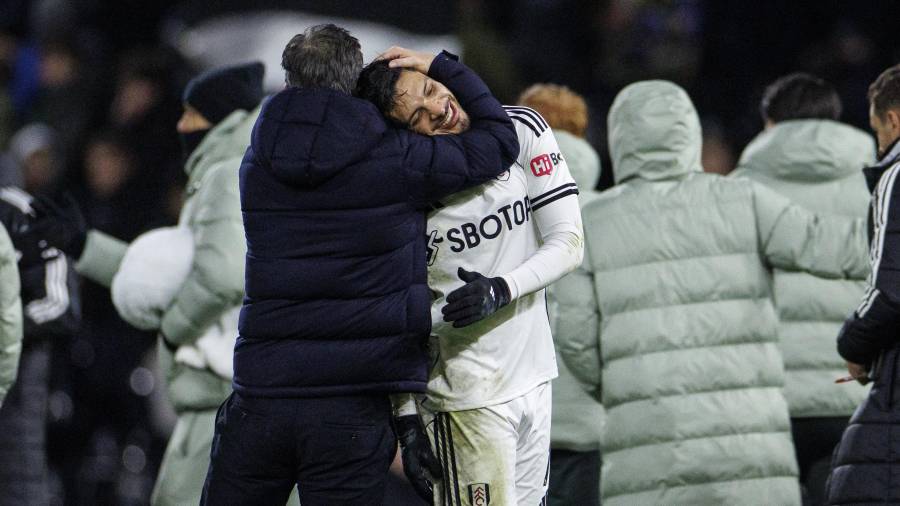 Raúl Jiménez ingresó de cambio y fue parte de la remontada del Fulham 3-1 ante Middlesbrough en la FA Cup, aportando movilidad y presencia ofensiva.