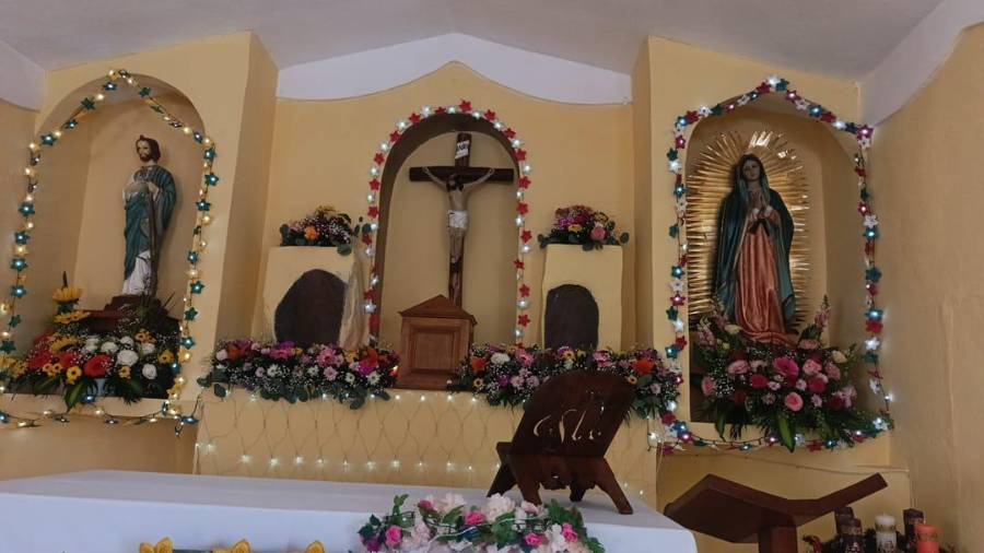 La iglesia fue construida con cooperación de los habitantes del barrio tras el hallazgo ocurrido en la década de 1950.