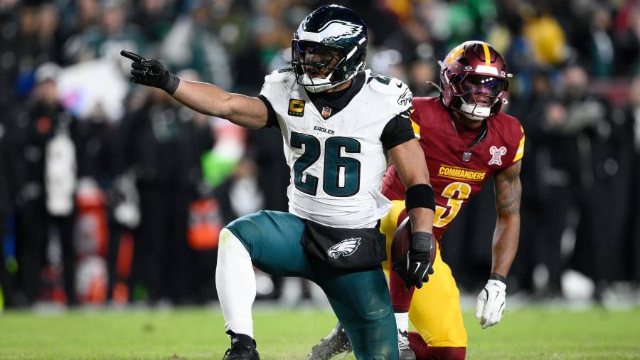 Saquon Barkley superó las mil yardas en la temporada y fue clave en el título divisional de Philadelphia.