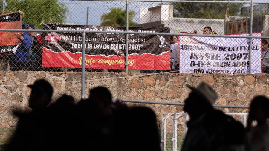 Sheinbaum rechaza negociación en ‘lo oscurito’