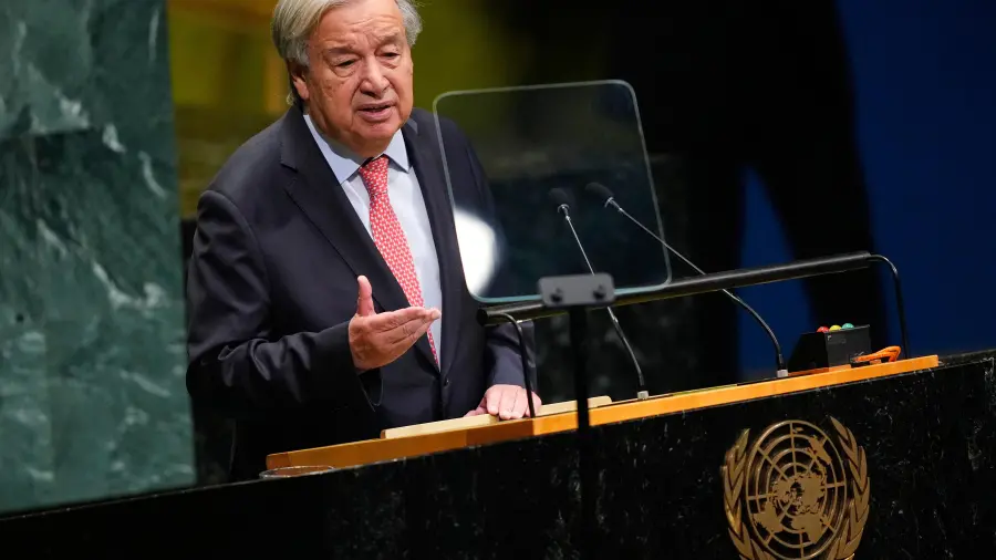 El Secretario General de las Naciones Unidas, António Guterres, interviene durante el 81.º período de sesiones de la Asamblea General de las Naciones Unidas en la sede de la organización, el 22 de septiembre de 2026.