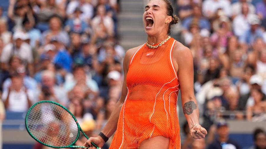 Frances Tiafoe celebra con euforia en el Arthur Ashe Stadium; Aryna Sabalenka suspira de alivio tras asegurar su pase a la antesala del título.