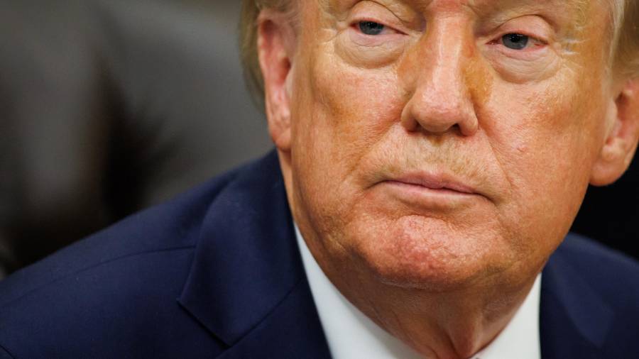 El presidente de Estados Unidos, Donald Trump, anunció este viernes un acuerdo con Dinamarca y Groenlandia que, según afirmó, otorga a Washington el control permanente de la seguridad.