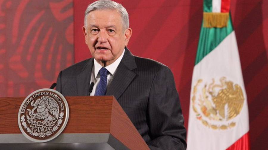 AMLO pide 'dejar de comer lujoso' y regresar a la tortilla