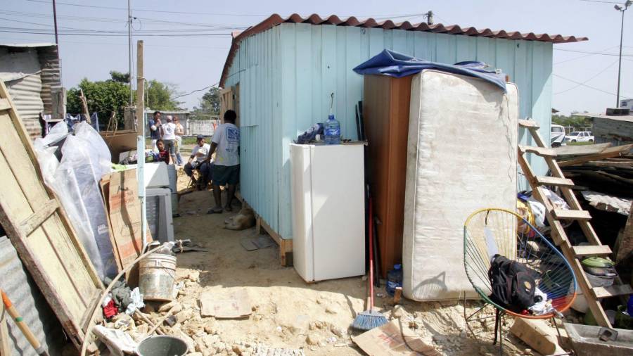 Personas sin propiedad, arrendamiento o simplemente un techo: la realidad (y crisis) del derecho a la vivienda en México