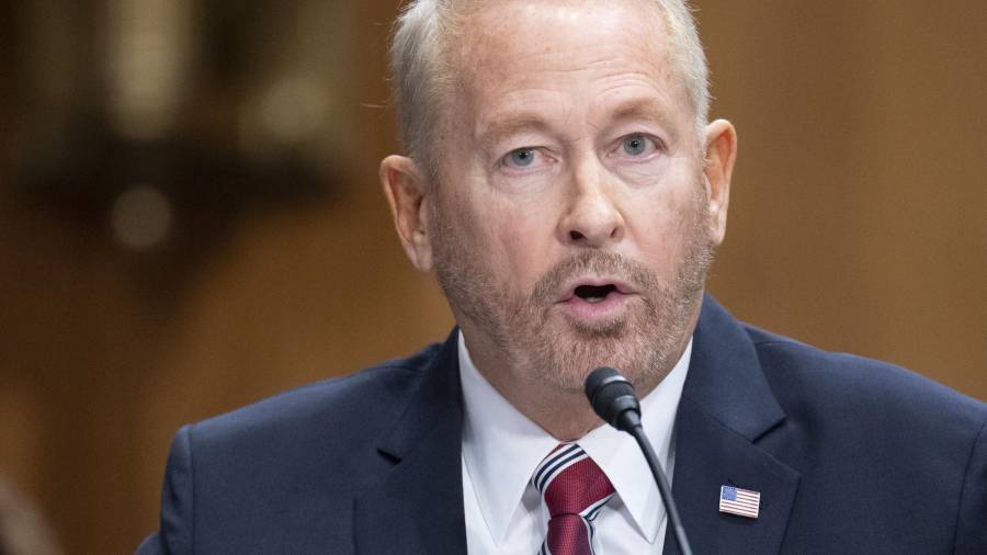 Ronald Johnson, Embajador de Estados Unidos en México, celebra acuerdo binacional sobre la gestión del agua del Río Bravo.