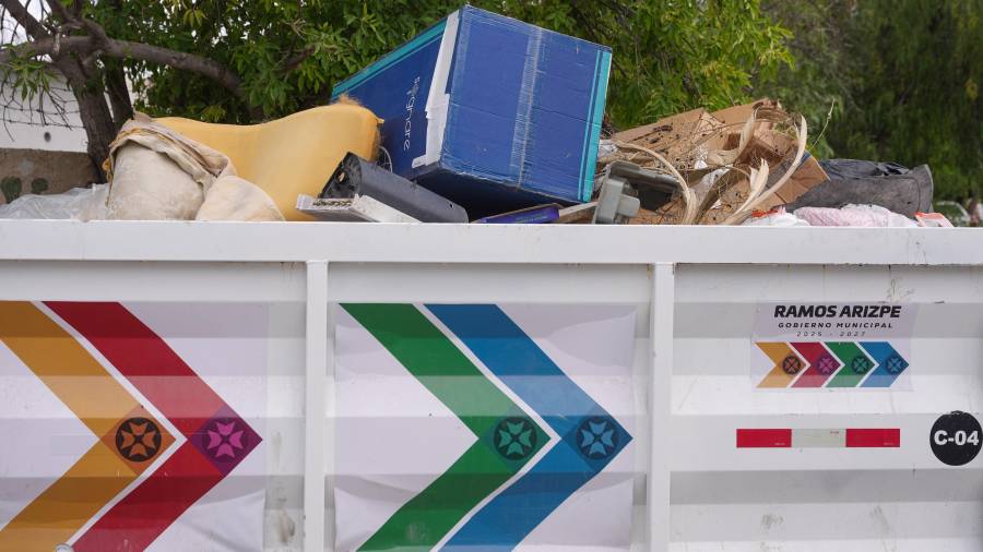 La correcta disposición de residuos ayuda a prevenir problemas de salud.