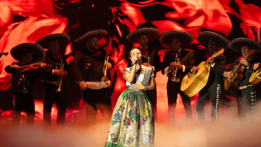 Privacidad. La cantante habló sobre su matrimonio y aseguró que el cariño que existe entre ambos “va más allá” de lo que ocurre frente a las cámaras.