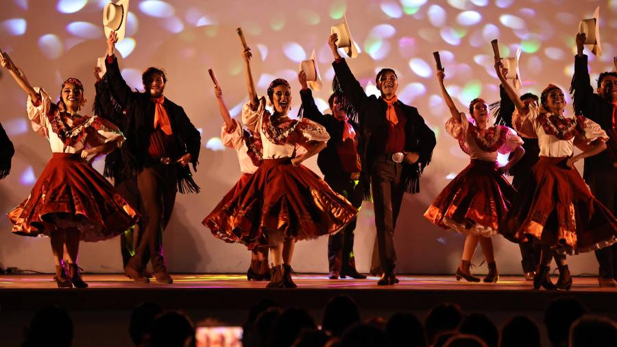 FINA 449: El norte de México baila al ritmo del folklore en Saltillo