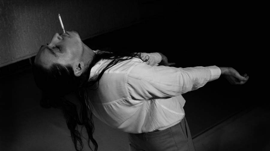 Desde Querétaro llega a Saltillo una obra sobre el costo de entrar y salir de la ficción