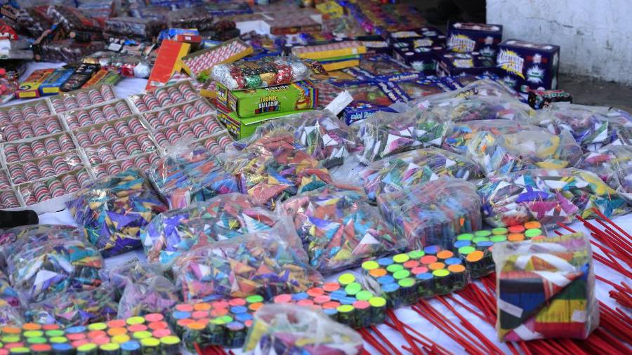 La mayor parte del material decomisado estaba en una bodega de un depósito de cerveza en la colonia Guadalupe Victoria.