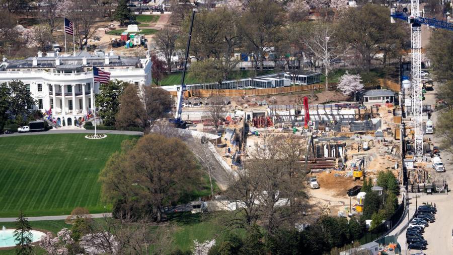 El presidente Trump compartió algunos de sus planes para el búnker, y se refirió a la instalación subterránea de seguridad como un “enorme complejo”.
