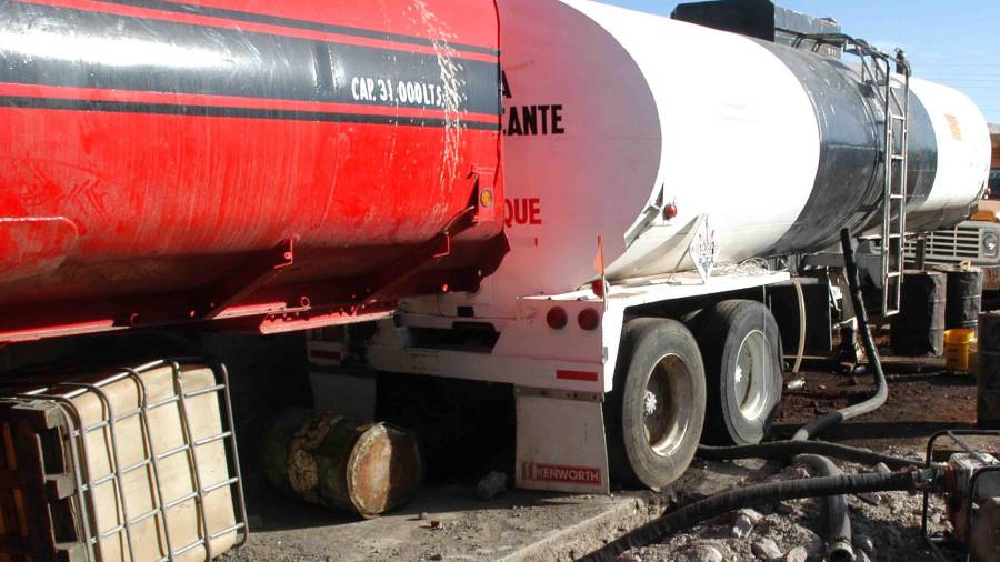 El uso de vehículos cisterna por la delincuencia organizada ha tenido un crecimiento en México.