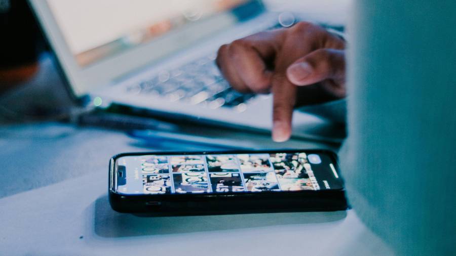 La preocupación por el uso de redes sociales por parte de menores es un tema global.