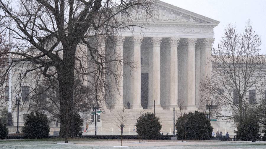 La decisión de la Corte Suprema de invalidar los amplios aranceles impuestos por Donald Trump puede considerarse como victoria para quienes creen en el Estado de derecho y en las instituciones democrática.