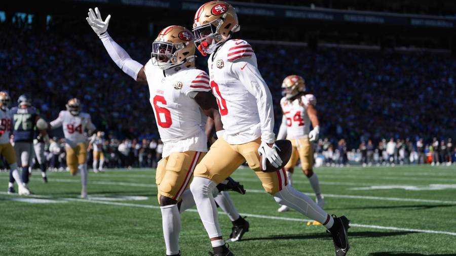 San Francisco 49ers venció 32-29 al campeón Seattle Seahawks en un vibrante duelo divisional y mantuvo su paso perfecto en la temporada 2026 de la NFL.