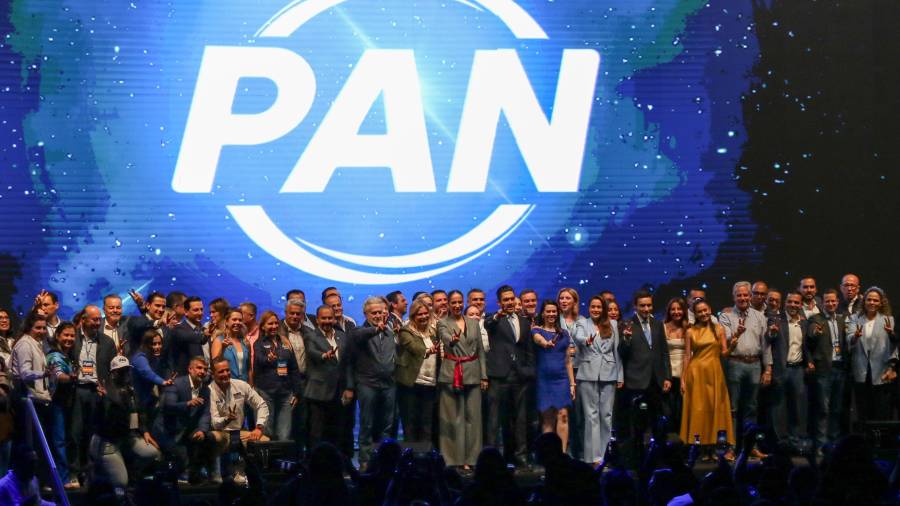 El plan estratégico expuesto por la dirigencia del PAN contempla una doble vertiente.