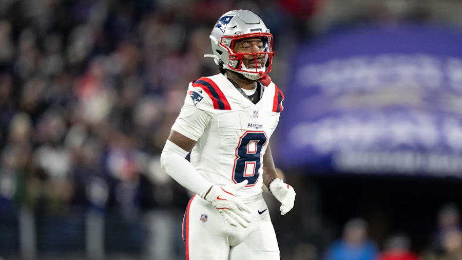 Stefon Diggs revalorizó su carrera con la temporada que tuvo con los New England Patriots, pero no se ha reportado que alguna oferta le haya interesado, así que el drama aumenta.