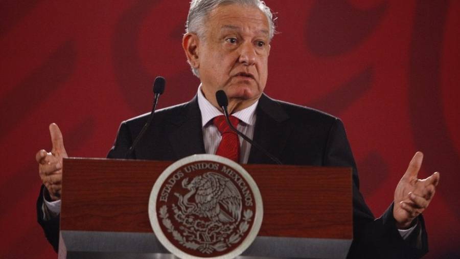 AMLO promete respetar la veda electoral