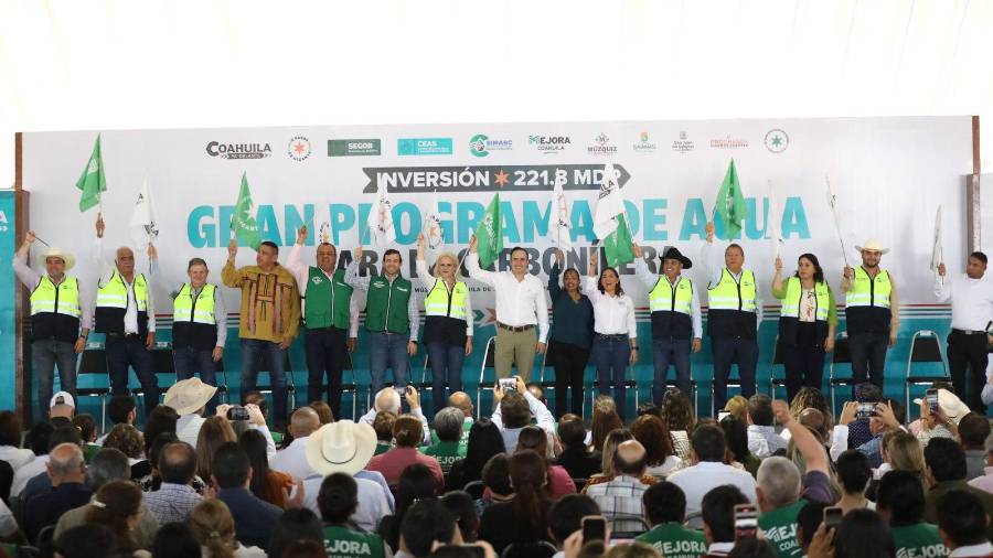 El gobernador Manolo Jiménez Salinas presentó en Múzquiz una estrategia regional para mejorar el abasto y drenaje en municipios de la Región Carbonífera.