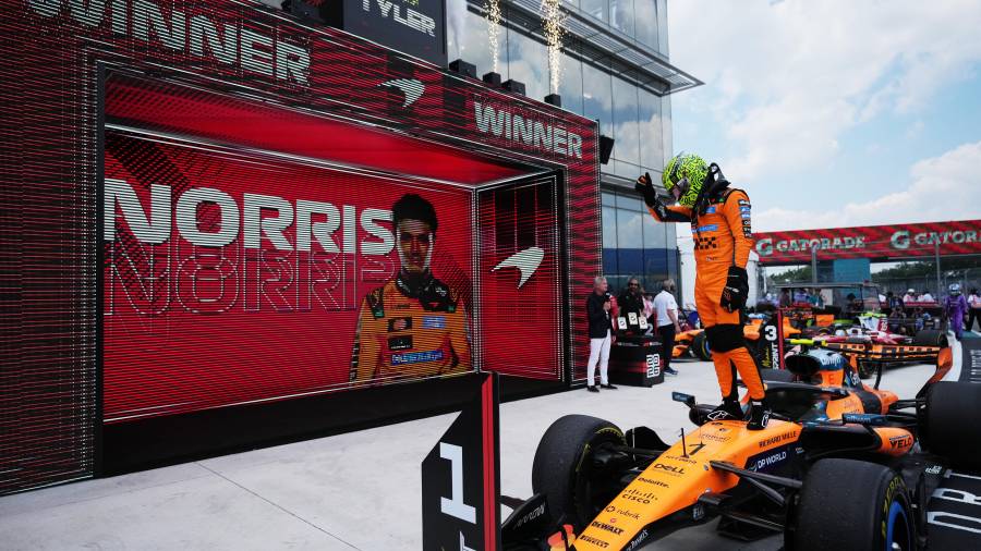 Lando Norris lideró de principio a fin la sprint del GP de Miami y encabezó el 1-2 de McLaren junto a Oscar Piastri.