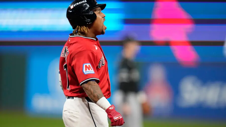 Los Guardians de Cleveland vencieron 2-0 a los White Sox de Chicago en el quinto juego de la Serie Divisional y sellaron su boleto a la Serie de Campeonato de la Liga Americana, donde enfrentarán a los Rays de Tampa Bay.