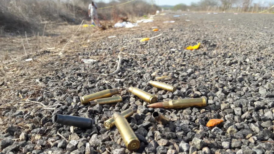 De acuerdo con autoridades estadounidenses, los drones son utilizados de manera recurrente para dos objetivos inmediatos en la franja fronteriza.