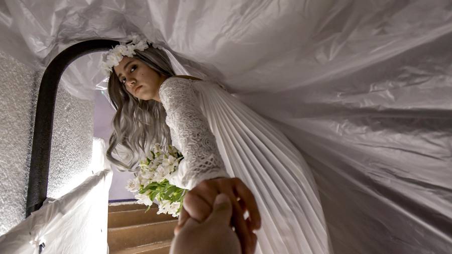 Un espectador, un personaje: ‘Ausencias’ la íntima obra de teatro que se estrena en Saltillo