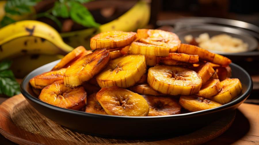 El plátano es la fruta tropical más cultivada en México, con una producción anual superior a las 2 millones de toneladas.