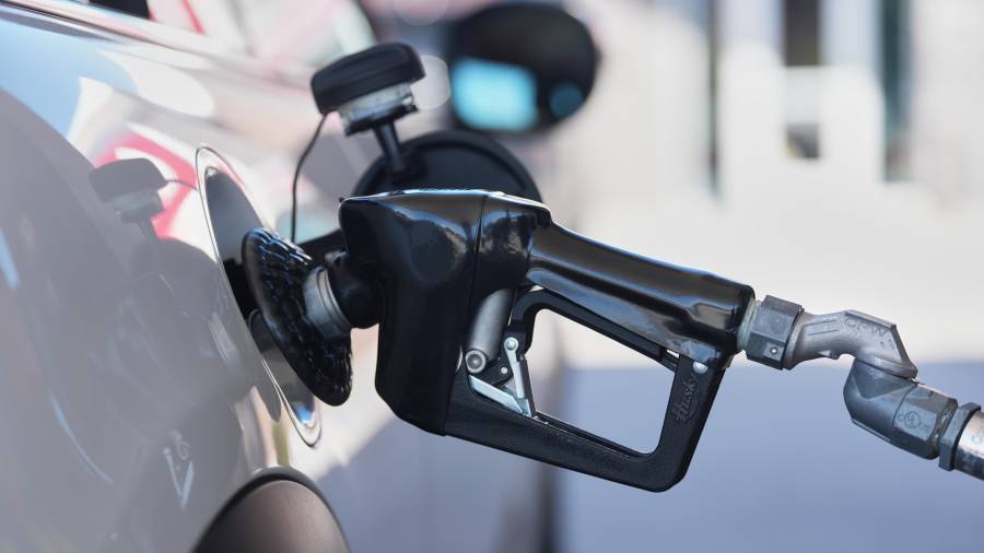 Elevado precio de la gasolina se convierte en un arma para los demócrata y disputar distritos clave en EU