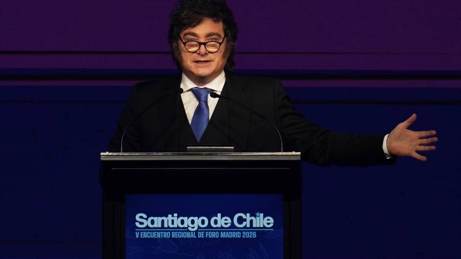 El presidente de Argentina, Javier Milei, interviene en el Foro de Madrid, celebrado en Santiago de Chile.