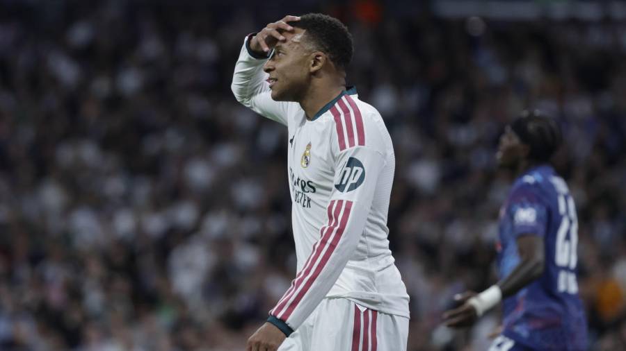 Kylian Mbappé enfrenta una crisis comercial en China tras sus declaraciones sobre Mao Zedong, que provocaron la pérdida de patrocinios y restricciones a LaLiga.