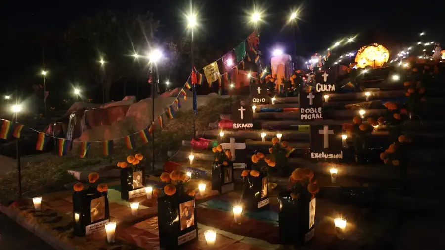 Continúa la colecta: Lleva tus fotos, veladoras y cempasúchil al Magno Altar del Parque Las Maravillas