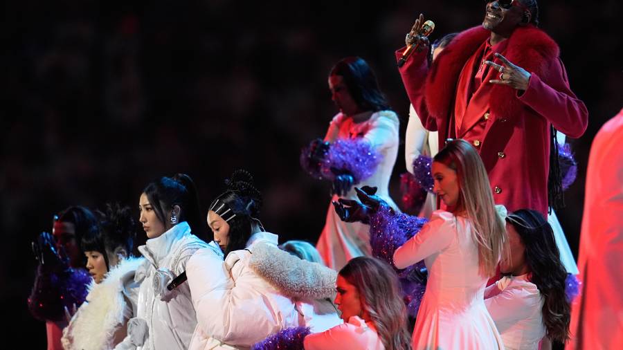 Netflix realizó por segundo año consecutivo la transmisión navideña de la NFL, con un enfoque en el entretenimiento global.