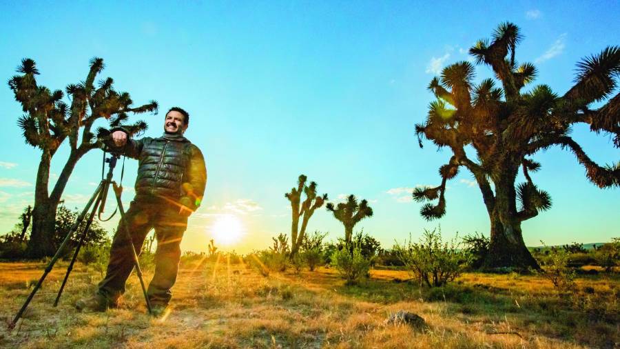 Daniel Bates en un bosque de Yucas, cerca del ejido El Cercado. Foto: