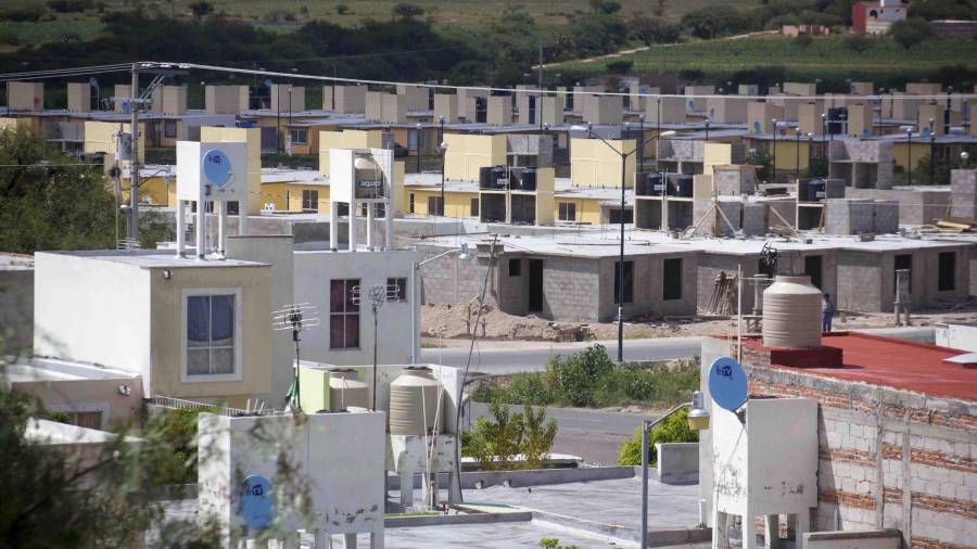 En 2024, el Producto Interno Bruto (PIB) del sector de la vivienda alcanzó un valor de 1.7 billones de pesos, un crecimiento de 3.1% frente a 2023 y aportó 5.4% de la economía total.