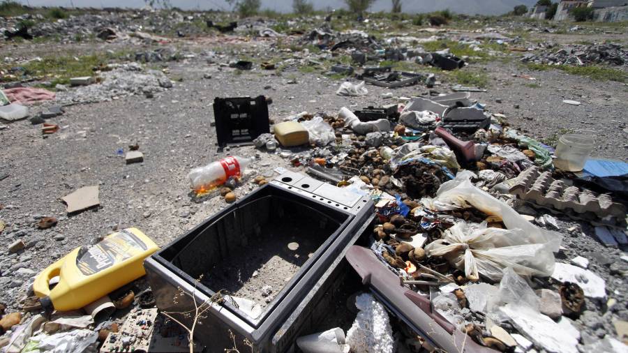 El municipio busca incentivar reportes para frenar tiraderos clandestinos en la ciudad.