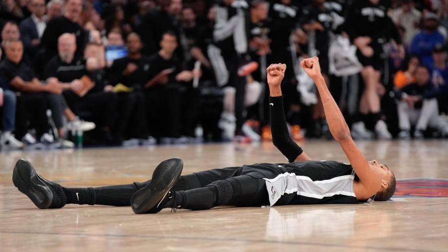 Victor Wembanyama lideró la reacción de los Spurs ante unos Knicks que dejaron de parecer invencibles en las Finales.