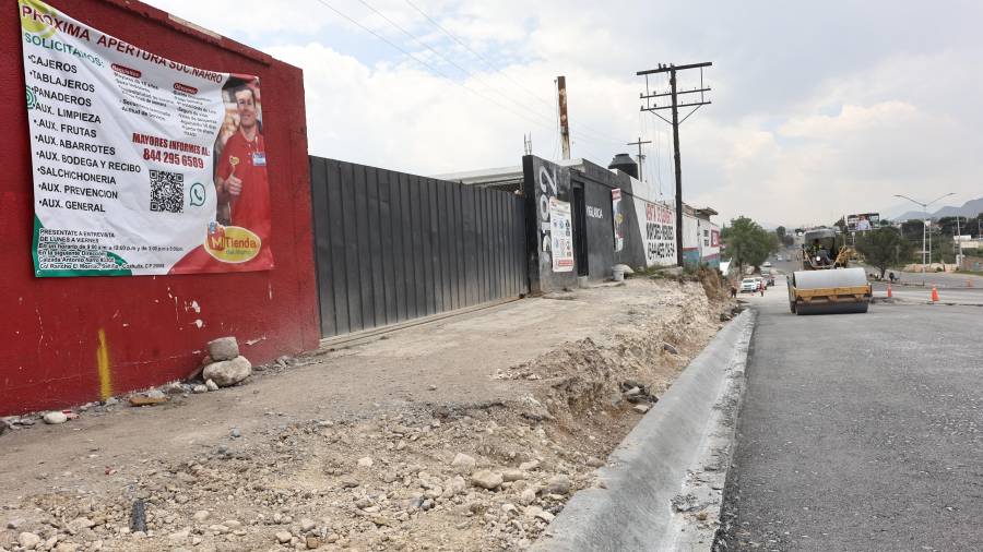 En el lugar donde se realizan las obras, anteriormente se vendían material al mayoreo-menudeo para la industria de la construcción.
