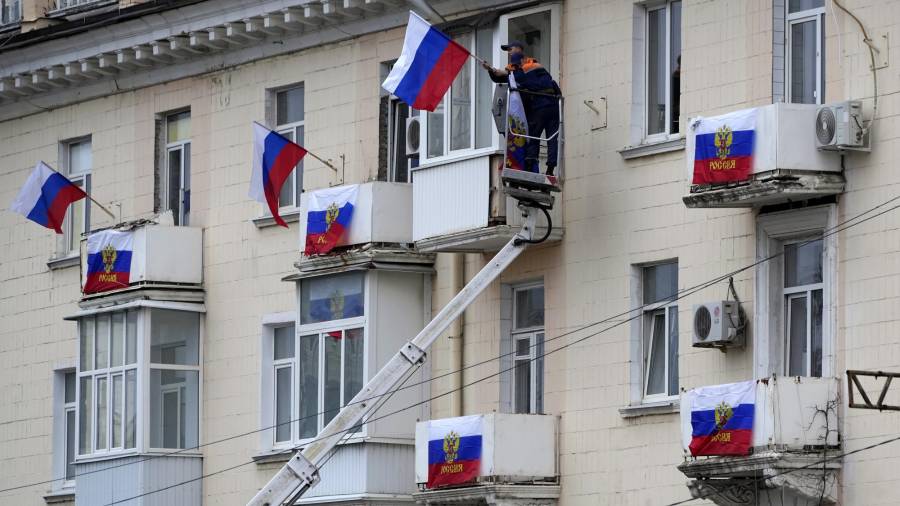 Referendos. Rusia afirma que la aprobación en Zaporiyia, Jersón, Luhansk y Donetsk supera el 87 por ciento.