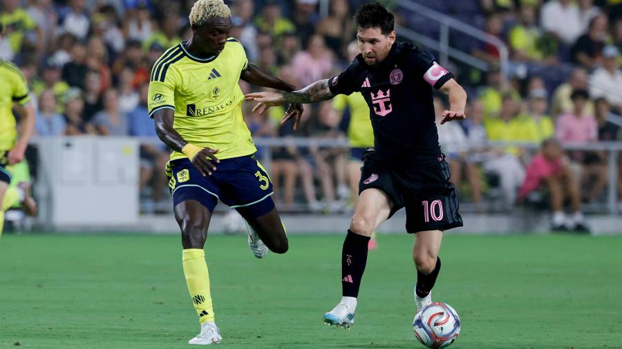 Inter Miami cayó 4-1 ante Nashville SC y sufrió su tercera derrota consecutiva, donde Lionel Messi dio la nota fallando, pero sobre todo, encarando al árbitro.
